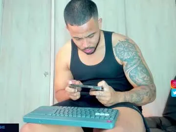 blushed_pussy – webcam model profile photo Image 19