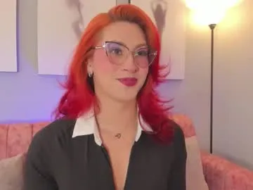 little_effy18_ chat room preview Image 16