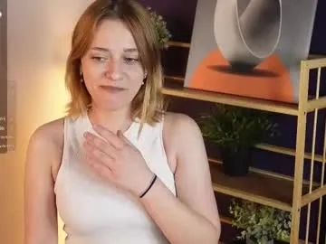 elaanna – webcam model profile photo Image 2