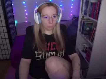 cassiemiles chat room preview Image 18