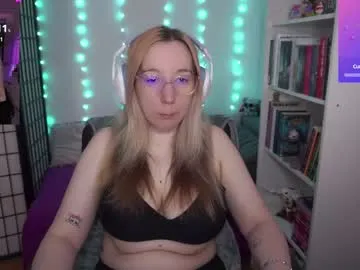 cassiemiles chat room preview Image 19