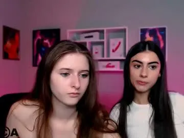 blush_mikki – webcam model profile photo Image 16