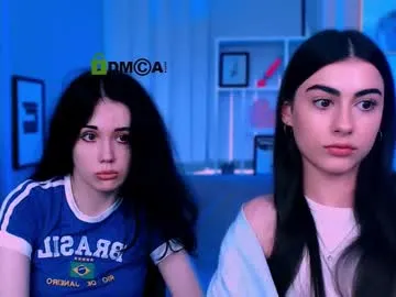 blush_mikki – webcam model profile photo Image 3