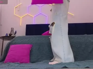 LedaBun – webcam model profile photo Image 3