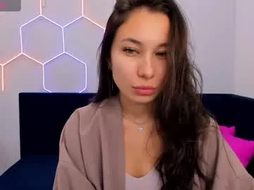 LedaBun – webcam model profile photo Image 4