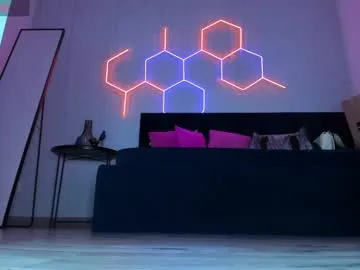 LedaBun – webcam model profile photo Image 6