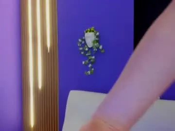 pixie_pie – webcam model profile photo Image 4