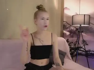 vicky_hotteei – webcam model profile photo Image 2