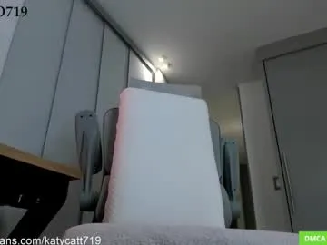 sareandrob – webcam model profile photo Image 15