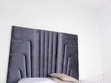 bright_diamonds_054 chat room preview Image 15