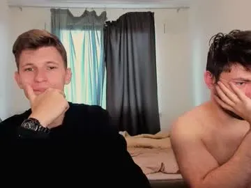 amazing_bitch chat room preview Image 15