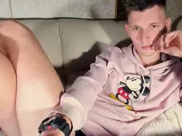 amazing_bitch chat room preview Image 16