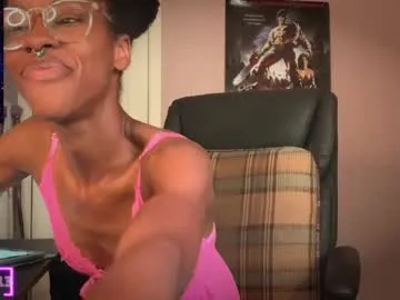 sareandrob – webcam model profile photo Image 4