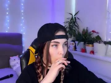 luminaya chat room preview Image 16