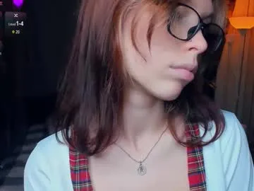 naugthyelli chat room preview Image 16