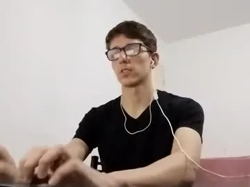 kelley_n_danny – webcam model profile photo Image 2