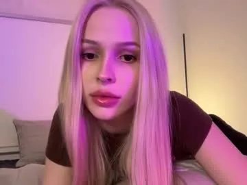 sladkoezka – webcam model profile photo Image 18