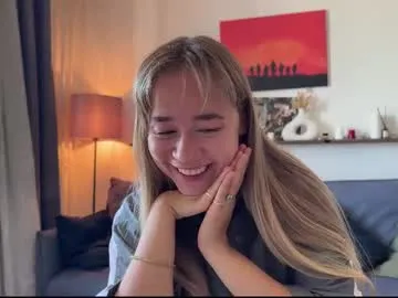 isoull – webcam model profile photo Image 16