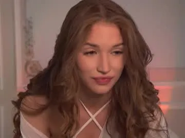 emyii chat room preview Image 5