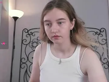 flower_nicole – webcam model profile photo Image 2