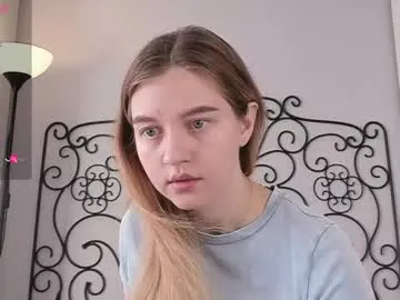 flower_nicole – webcam model profile photo Image 3