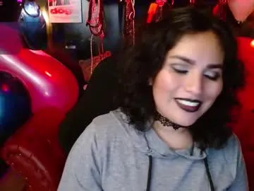 sareandrob – webcam model profile photo Image 15