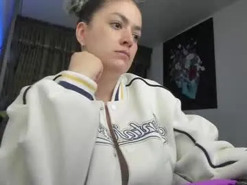 annatigarr – webcam model profile photo Image 18