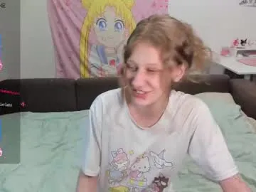 l1ttlekiki Image 17