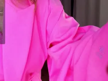 karlaowliam – webcam model profile photo Image 5