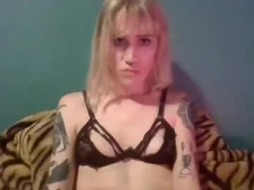 laylahloveless chat room preview