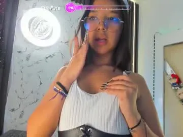 layra_vega Image 5