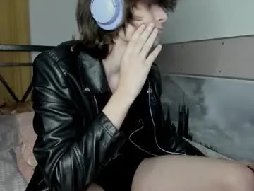 softie_sofy – webcam model profile photo Image 11