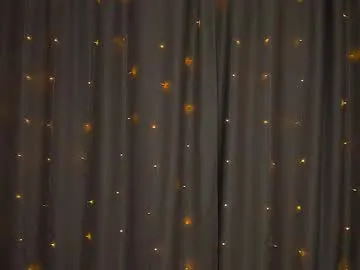 juicy_led_ – webcam model profile photo Image 8