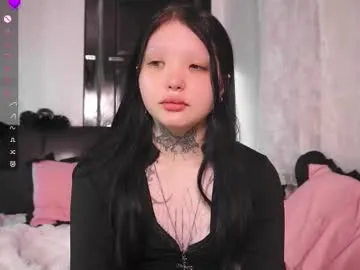 little_effy18_ – webcam model profile photo Image 16