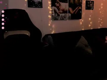 oofbabe__ chat room preview Image 4