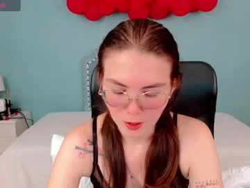 milly_shy – webcam model profile photo Image 13