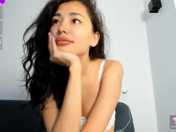 leathompson1 – webcam model profile photo Image 4