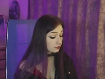 Selenewinche – webcam model profile photo Image 10