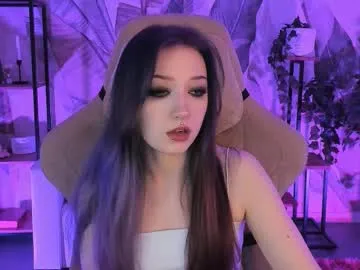 Selenewinche – webcam model profile photo Image 16