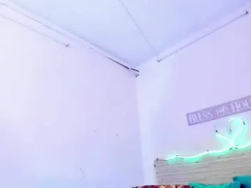 lilah_sweet – webcam model profile photo