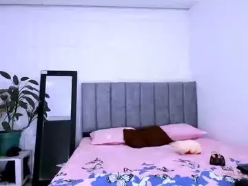 oofbabe__ chat room preview Image 10