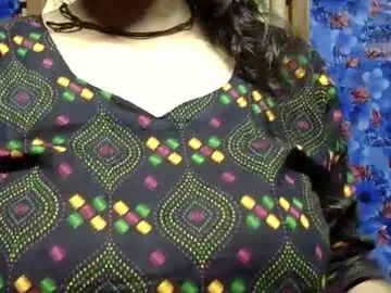 katy_and_paola chat room preview Image 4