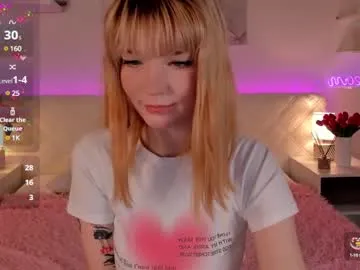 lina_blueeyed Image 2