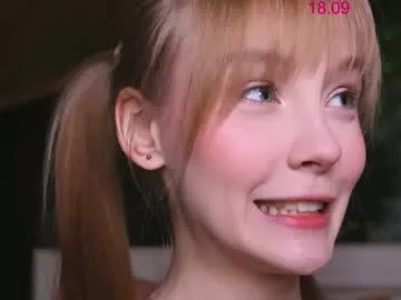 t_tragedienne chat room preview Image 18