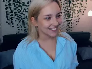 sophydiva – webcam model profile photo Image 12