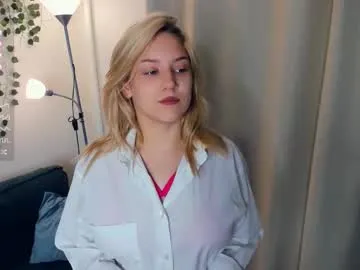 sophydiva – webcam model profile photo Image 15