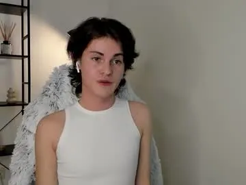 little_femb0y chat room preview