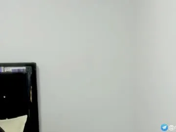 regina_noctixx – webcam model profile photo Image 18