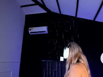 lolaangellx Image 3