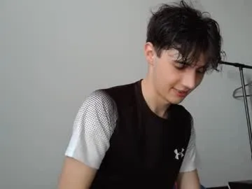 little_effy18_ chat room preview Image 13